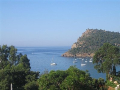 Le rayol Canadel : Residential Holiday Apartment RESIDENCE LE GOLFE BLEU 